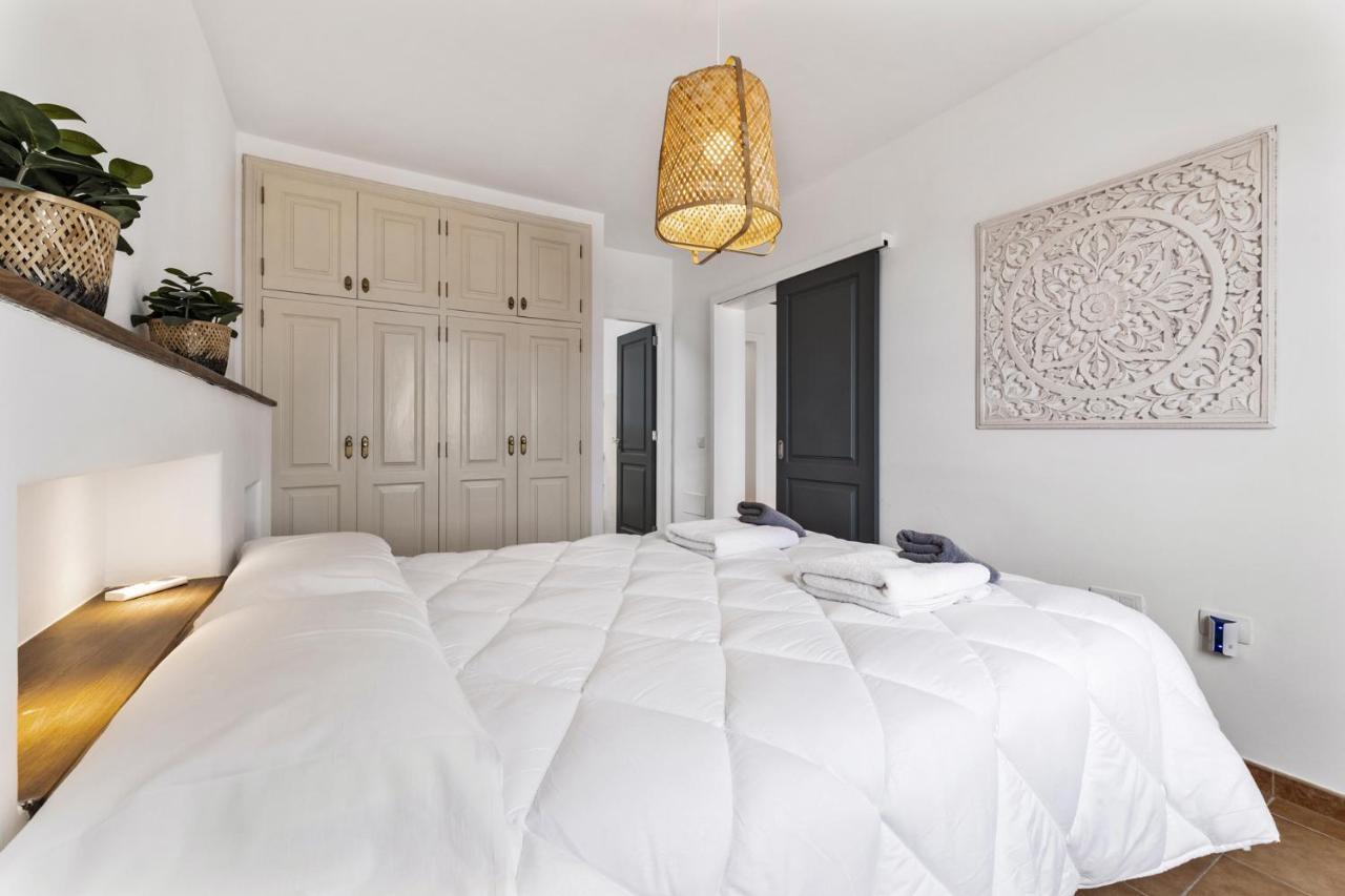 Villa 4 - Vipvipvillas Tias Bagian luar foto