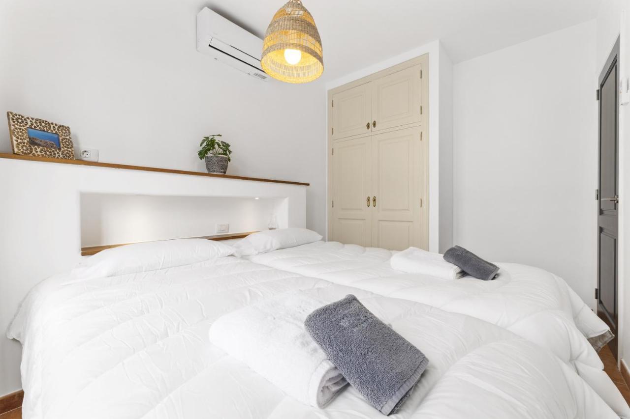 Villa 4 - Vipvipvillas Tias Bagian luar foto