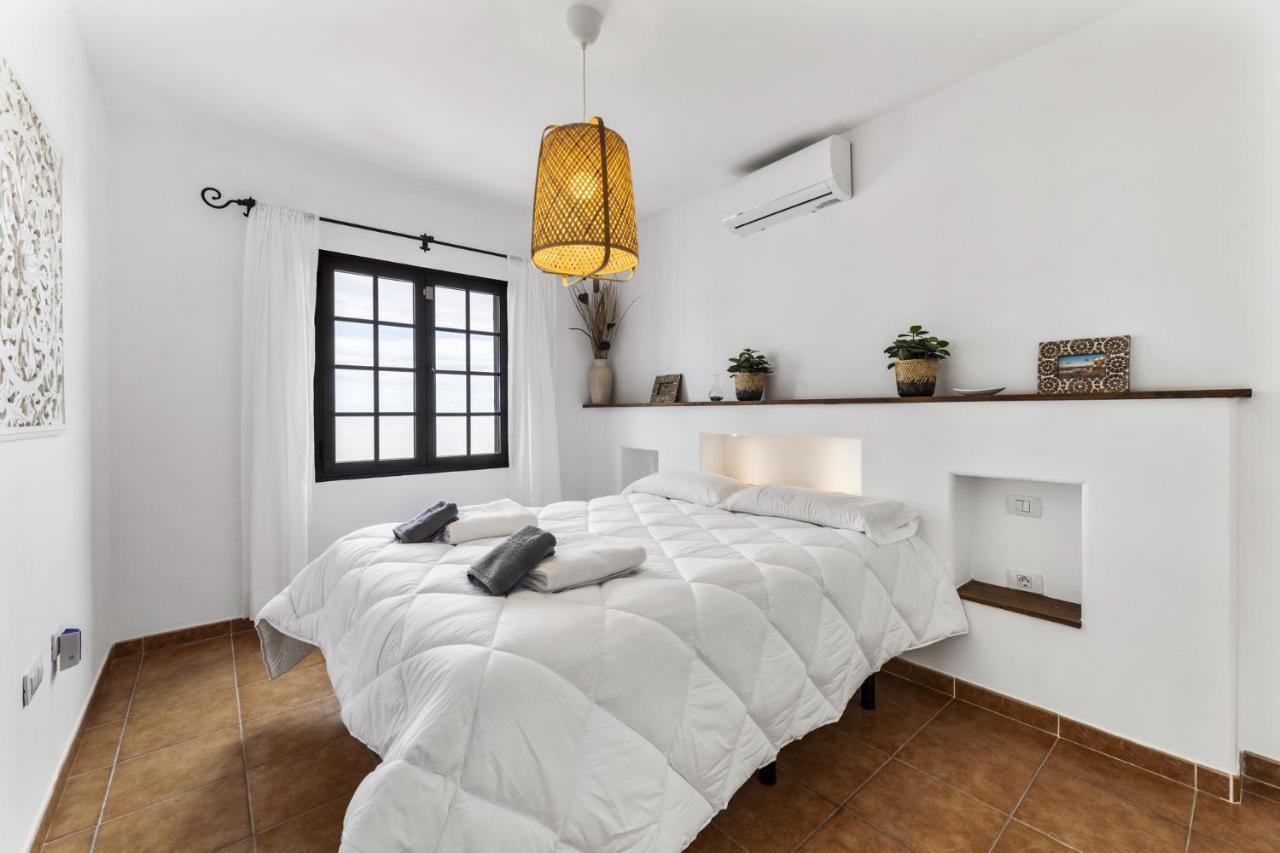 Villa 4 - Vipvipvillas Tias Bagian luar foto